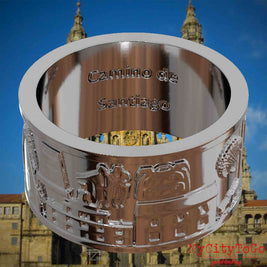 Versilberter Ring mit Reliefs bekannter Sehenswürdigkeiten und Wahrzeichen auf dem Jakobsweg und der Gravur 